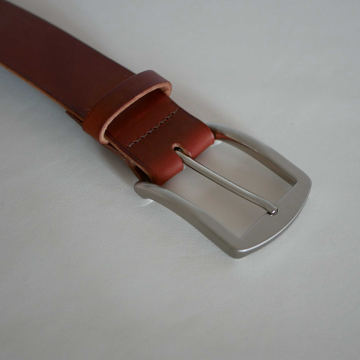 Ceinture homme Auguste en cuir pleine fleur