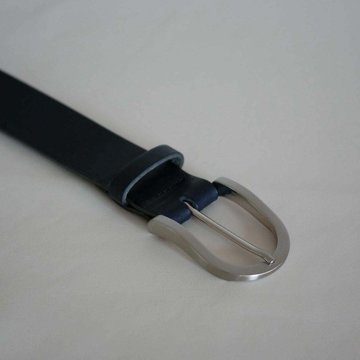 Ceinture mixte Camille en cuir – Boucle argentée