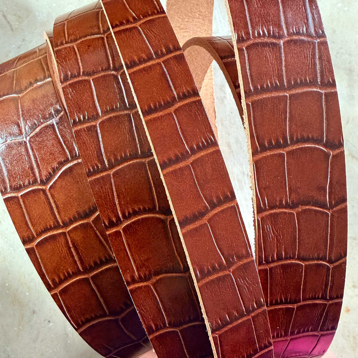 Ceinture femme Jeanne en cuir – Boucle dorée