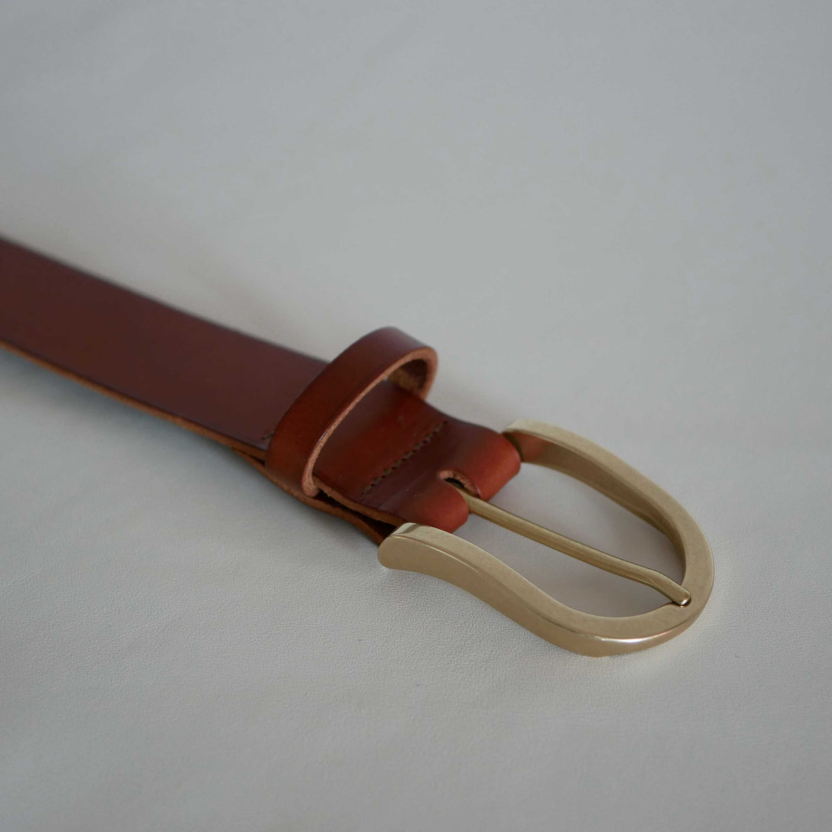 Ceinture mixte Camille en cuir – Boucle dorée