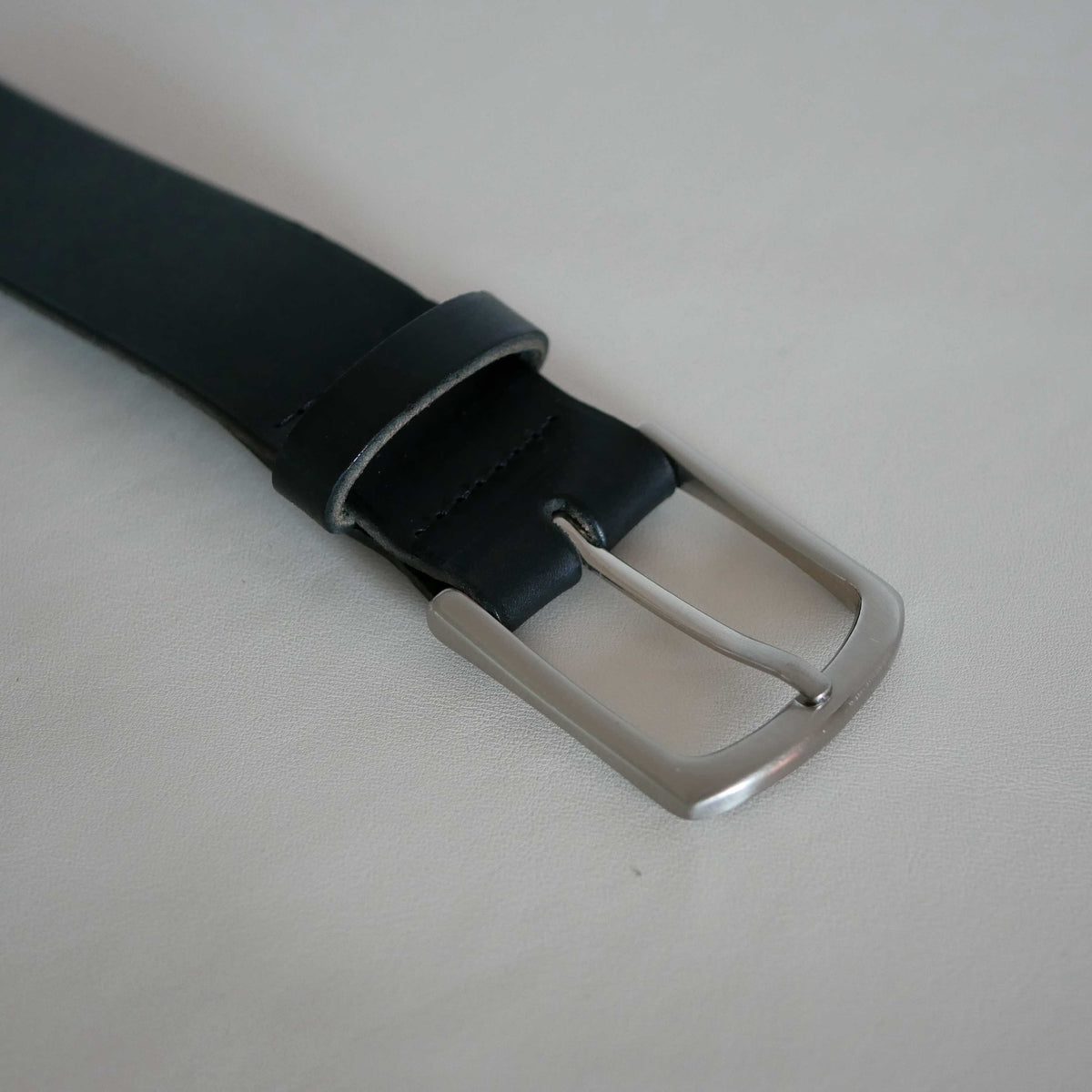 Ceinture Jean homme en cuir – Boucle argentée