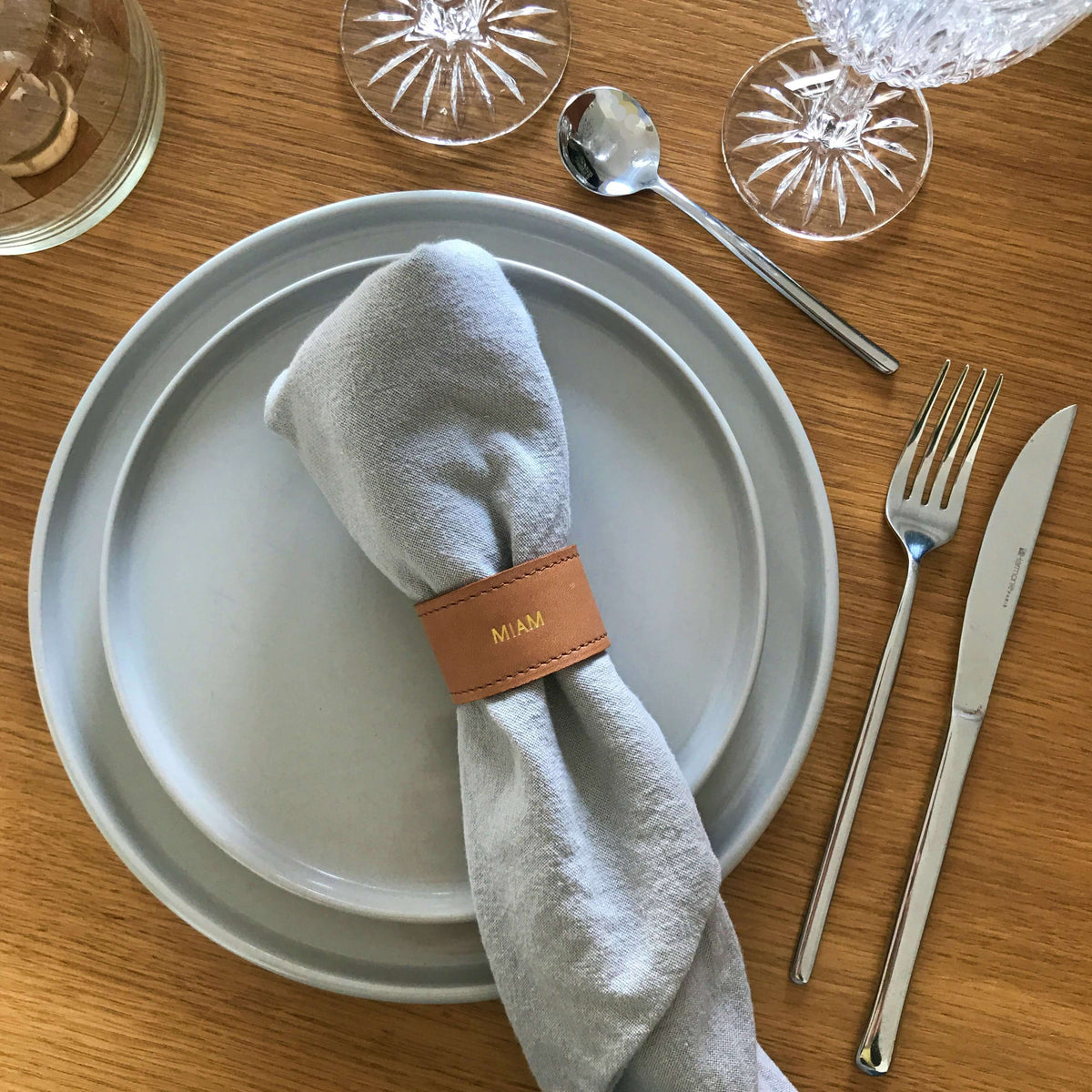 Ronds de serviette personnalisés en cuir