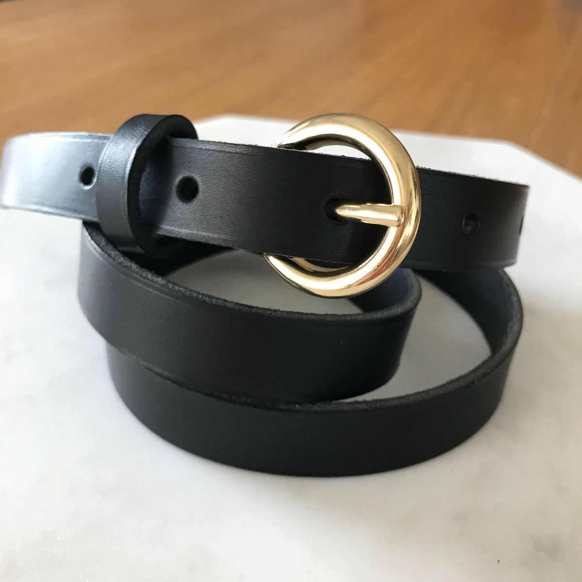 Ceinture femme Inès en cuir – Boucle ronde dorée